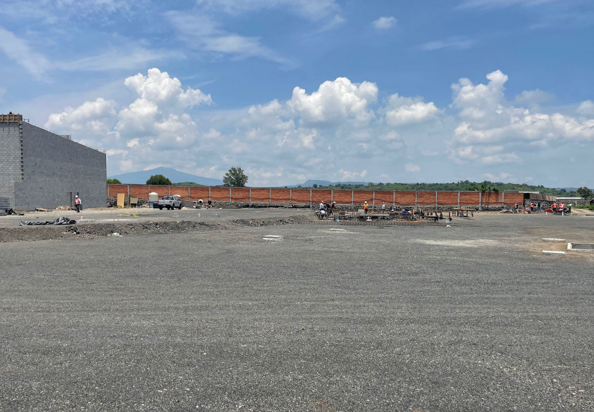 TERRENO EN PLATAFORMA EN RENTA EN PLAZA COMERCIAL ZACAPU, MICHOACAN