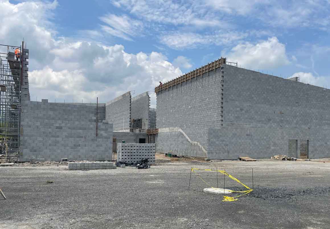 TERRENO EN PLATAFORMA EN RENTA EN PLAZA COMERCIAL ZACAPU, MICHOACAN